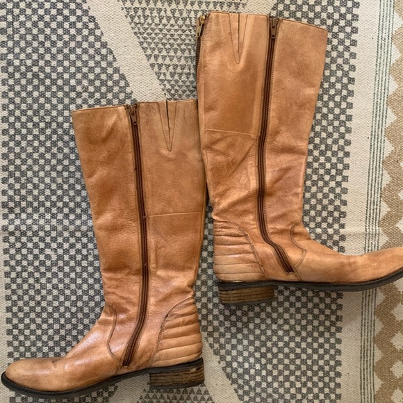 Steve Madden Abby Boot - Picture 2 of 9
